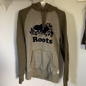 Roots sweatshirt